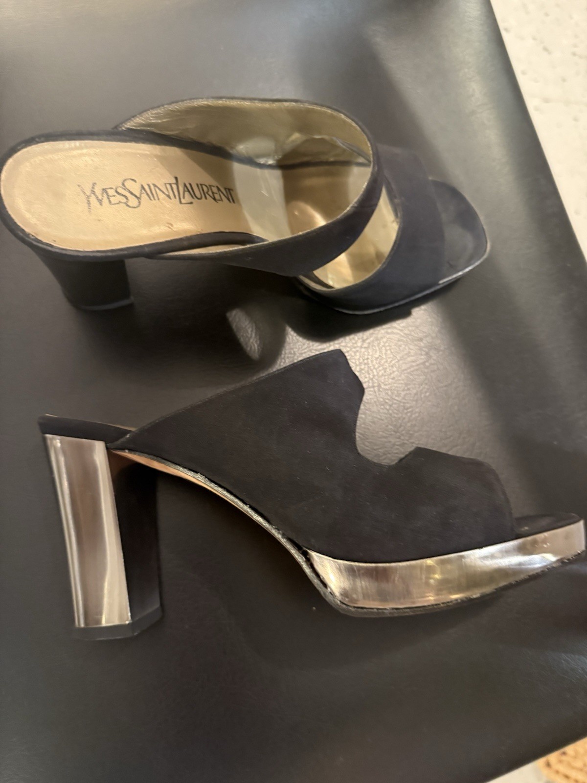 Scarpe vintage Yves Saint Laurent taglia 8 in ottime condizioni