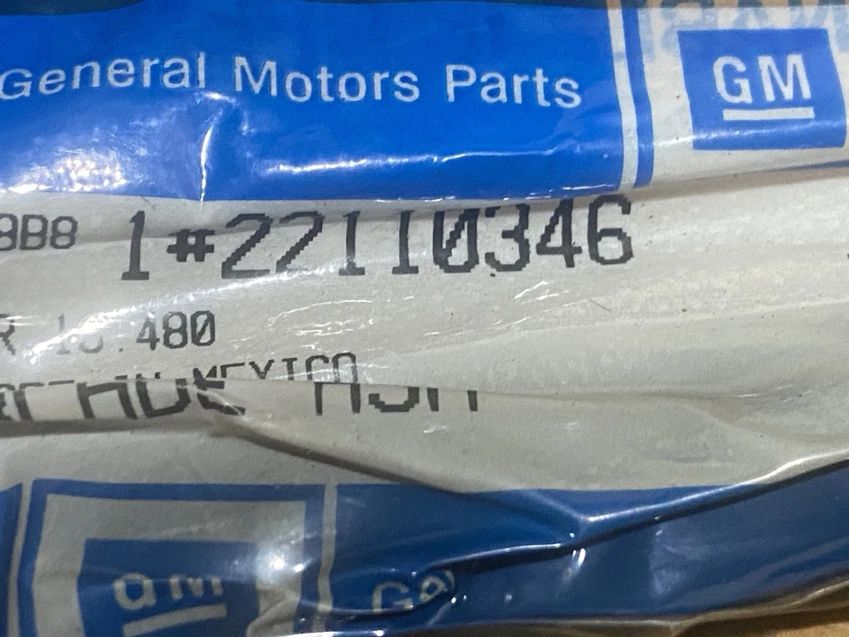 Limpiaparabrisas de ventana trasera GM 22110346 con inserto -- 1992 1993 Typhoon -- Nuevo de Lote Original Foto 2 de 3