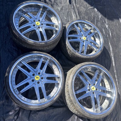 22in Forgiato Vizzo Wheels 3 Piece - Staggered 245/30/ZR/22 (92Y)