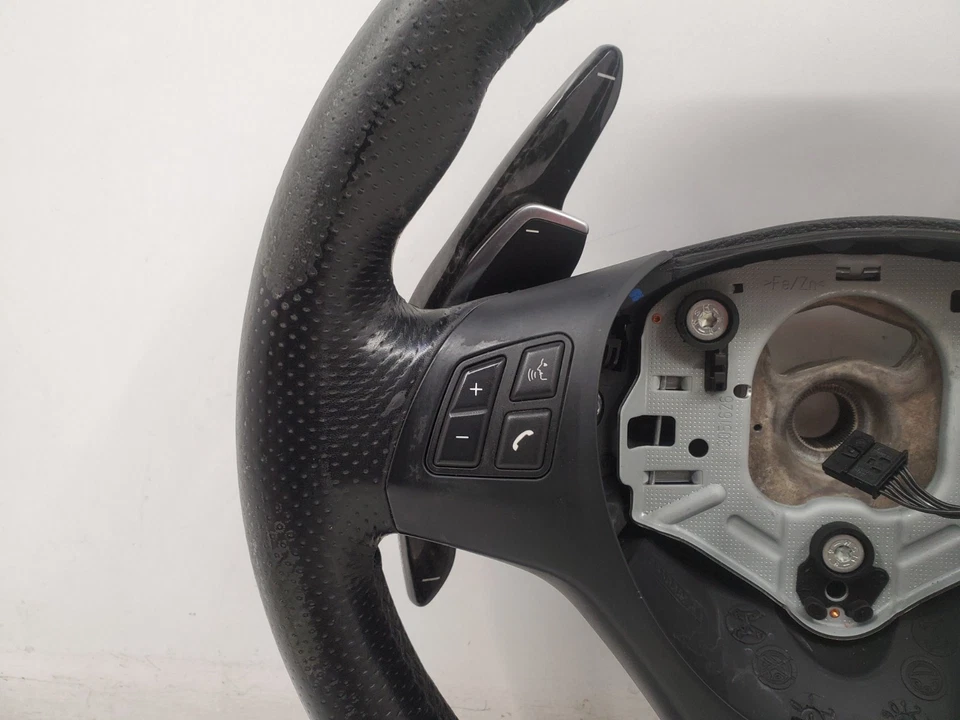 ✅Volante OEM BMW E82 E88 M SPORT PERFORADO Cuero Negro DCT con Palancas de Cambio* Foto 3 de 4