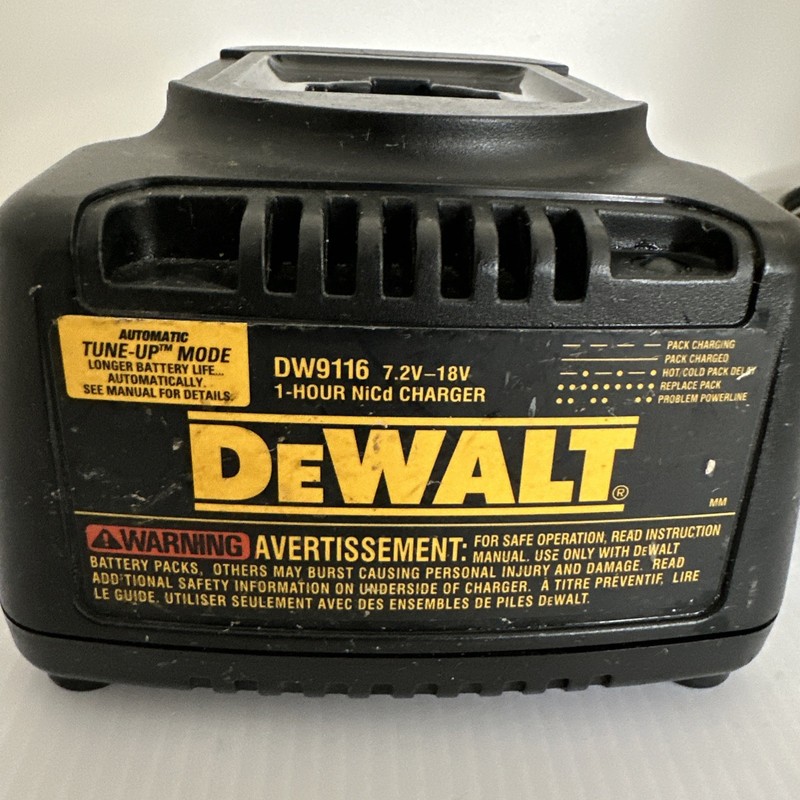 OEM DeWALT DW9116 7.2V-18V 1 Hour NiCd/NiMH Battery Charger FREE S/H