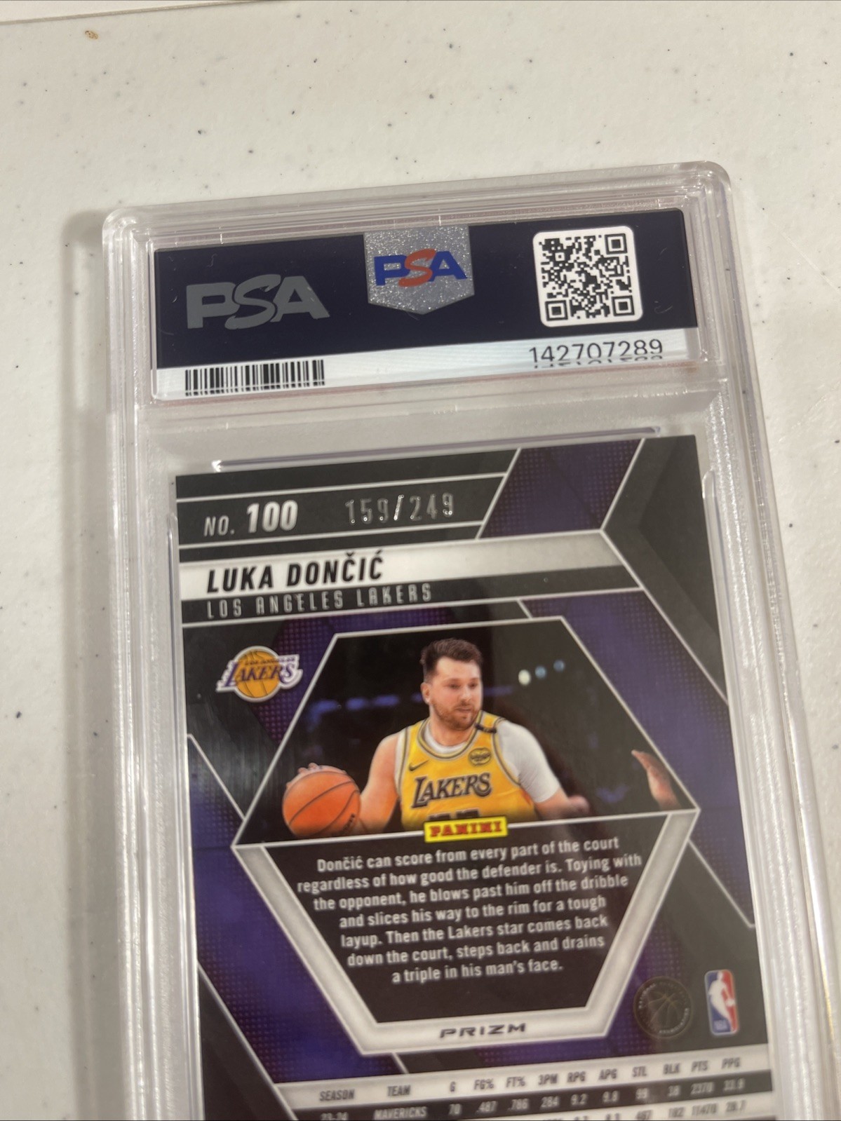 2024 Mosaic Luka Doncic Purple Fluorescent PSA 8 Lakers #100 view 2