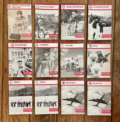 Lot of 12 Vintage 1990s Boy Scouts of America Merit Badge Books   See Desc.