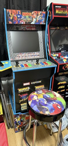 Arcade1UP Marvel vs Capcom…5 Games In 1, Riser/Stool/Lit Marquee | eBay