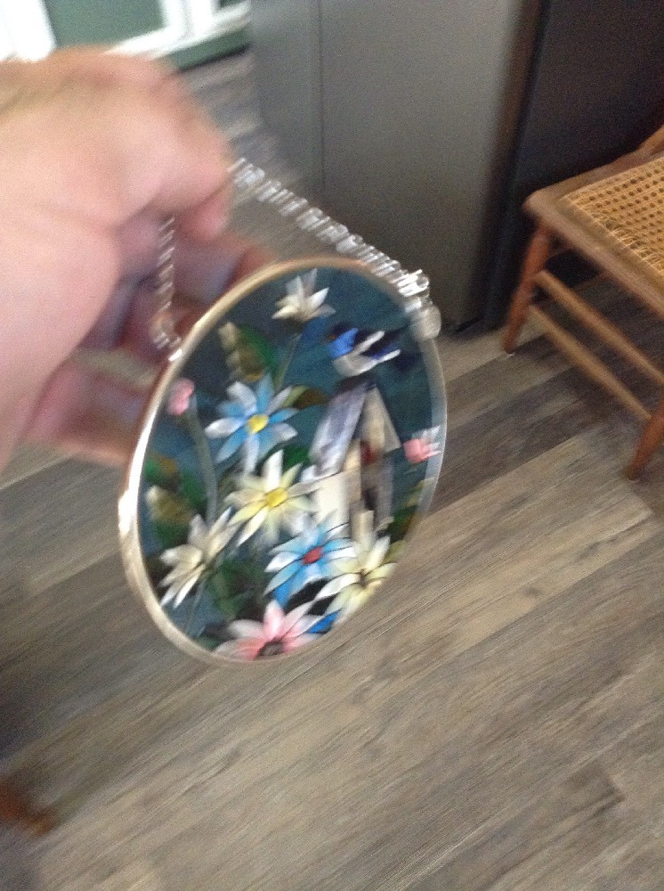 AMIA STAINED GLASS SUNCATCHER 4.5" ROUND SUMMER BLUEBIRD BIRDHOUSE