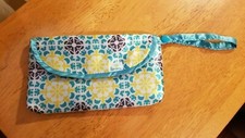 NEW PAMPERS Baby Wipes Carry Case Wristlet Floral Travel Pouch