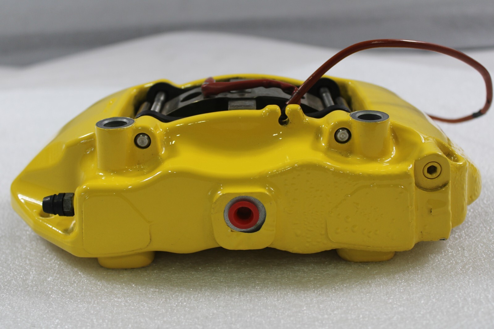 Ferrari California, LH, Left, Rear Brake Caliper, Yellow, Dmg, Used, P/N 246911