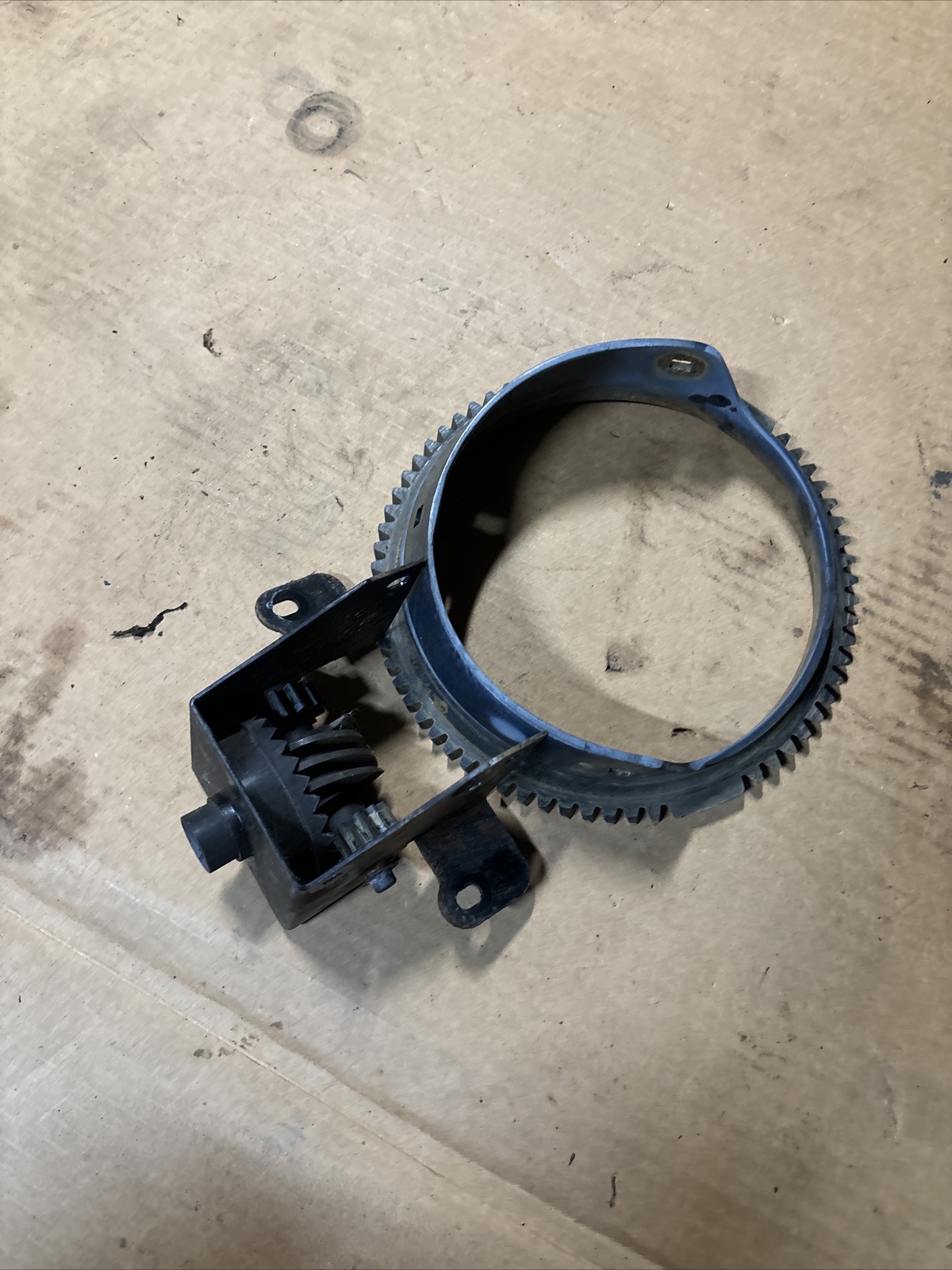 TORO CCR2000 CCR3650 Snowblower Discharge Chute Crank 38185 Gearbox