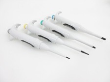 FOUR SARTORIUS MLINE PIPETTE LOT 0.5- 10 2- 20 20- 200 100- 1000 uL