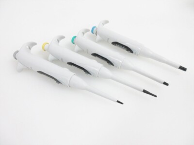 FOUR SARTORIUS MLINE PIPETTE LOT 0.5- 10 2- 20 20- 200 100- 1000 uL