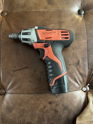 Milwaukee M12 1/4-inch Cordless Hex Screwdriver Model 2401-20 with 1.5ah battery