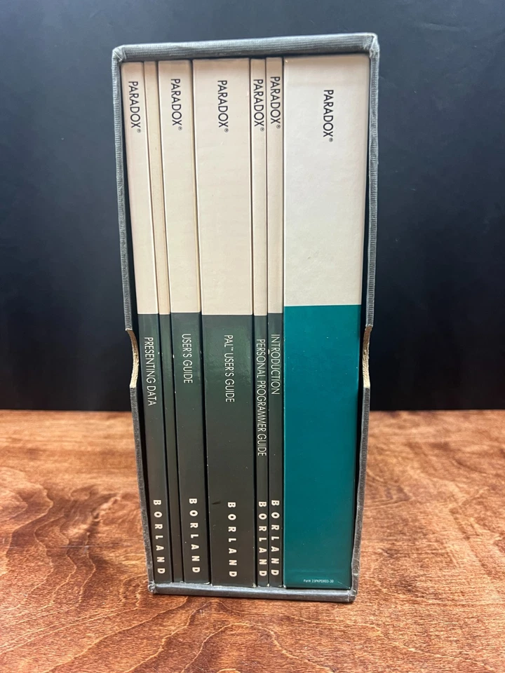 Paradox Borland PC Database Computer Program Software 5.25" Floppy Disks 1991 - Image 2 of 4