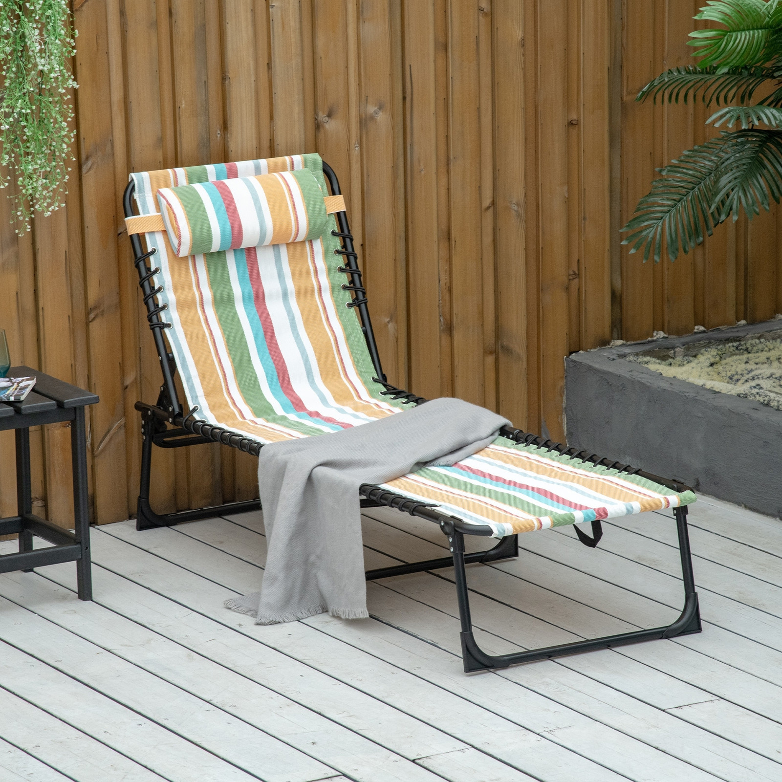 Outsunny Lightweight Folding Chaise Lounge Chair for Indoor Outdoor Use