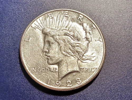 Nice Choice AU 1923-S U.S. Peace Dollar