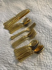 Rogers Stainless Gold Plated Pavilion Flatware 23 Spoons 7 Knives 10 Forks Korea