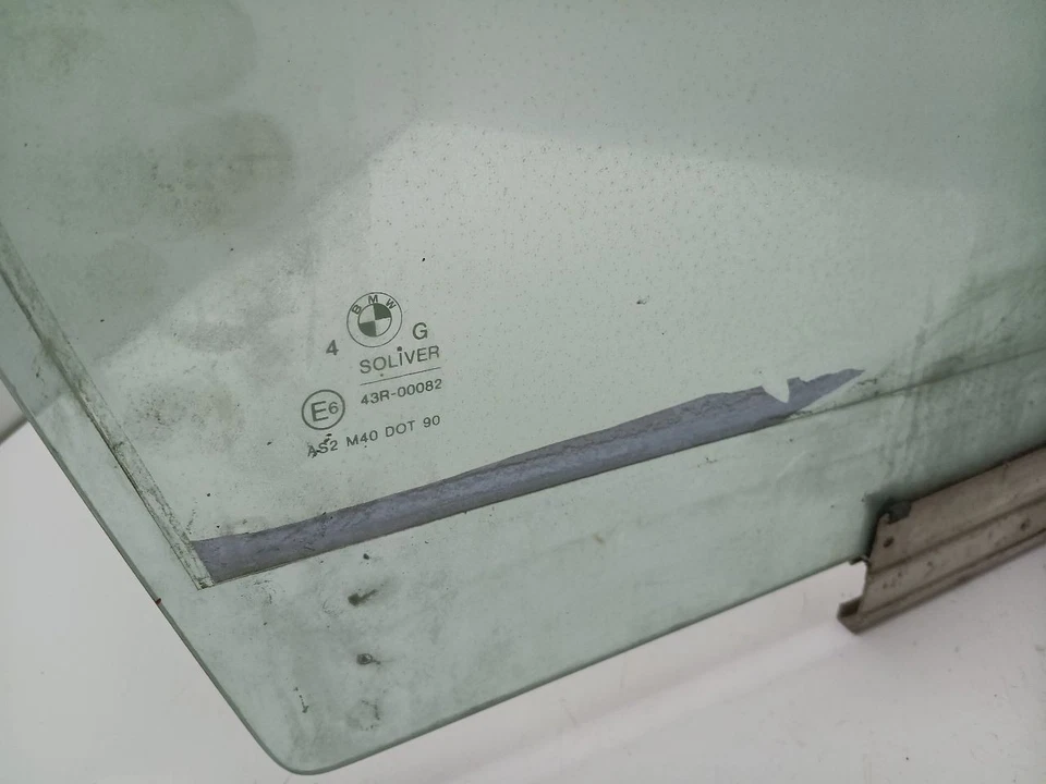 Passenger Right Front Door Glass 2 Door Sedan Fits 88-91 BMW 325i 1265367 — 第 2/3 张图片