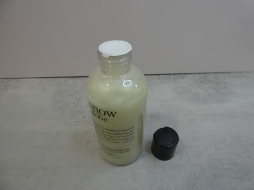 Philosophy Snow Globe Shampoo Shower Gel Bubble Bath 6 fl oz Sealed New - Picture 4 of 5