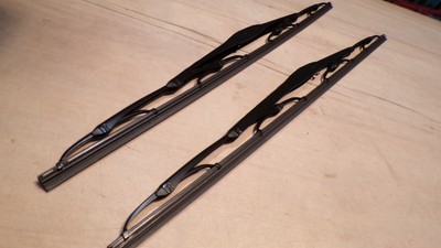 Land Rover Range Rover P-38 Windshield Wipers # DKC100830
