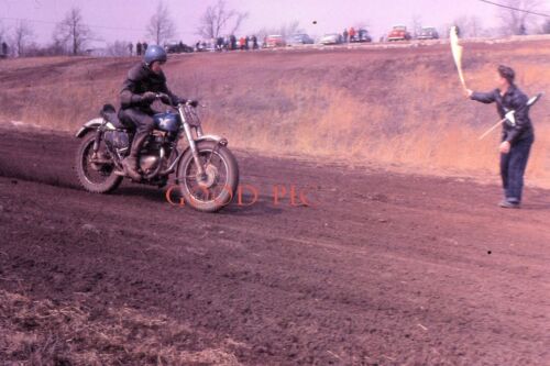 #DX8 -m Vintage 35mm Zdjęcie slajdów- Mężczyzna- Motocykl- lata 50. - Zdjęcie 1 z 2