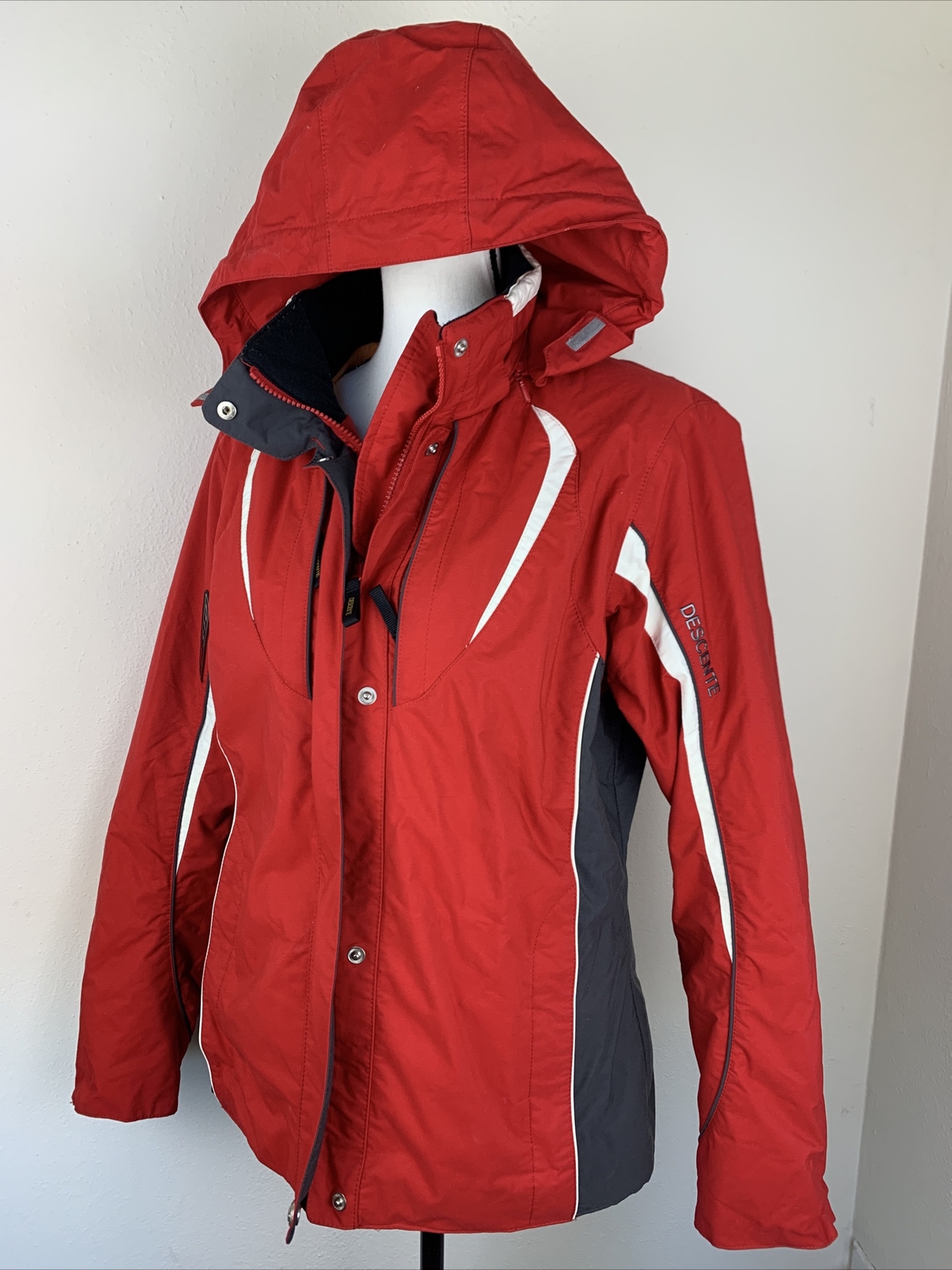 Descente Women's D310 Insulated Ski Jacket Size US 12Red eBay
