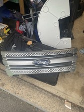 2011-2015 Ford Explorer Front Bumper Radiator Grille Grill Oem 2011-2015 Ford Explorer Front Bumper Radiator Grille Grill Oem