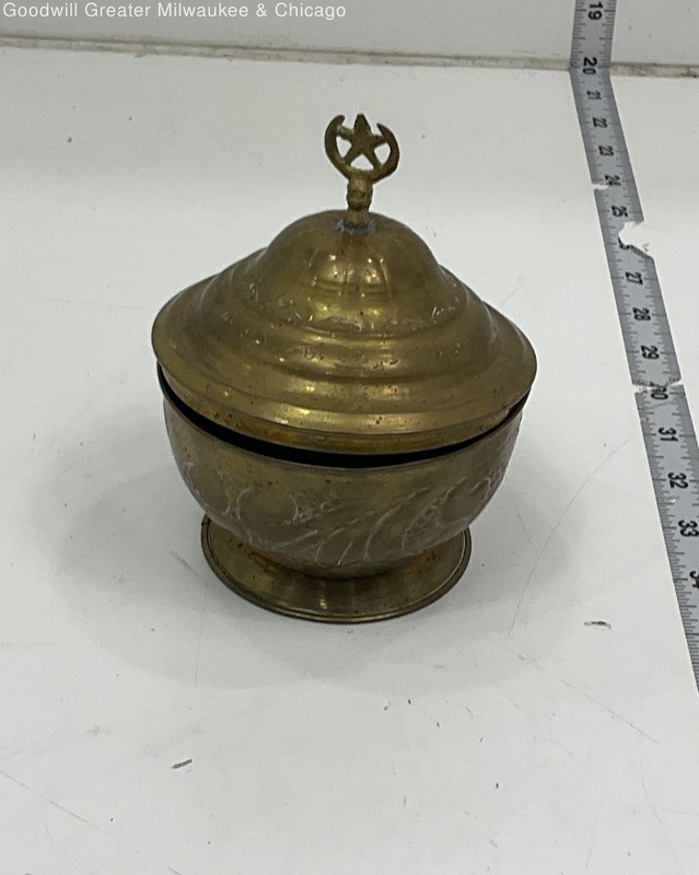 Unbranded Brass Engraved Lidded Sugar Trinket Dish Ornate Handle Round