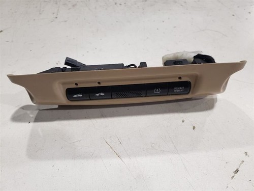 Maserati Quattroporte 2007 Console switch P/N 610581 Photo - $90