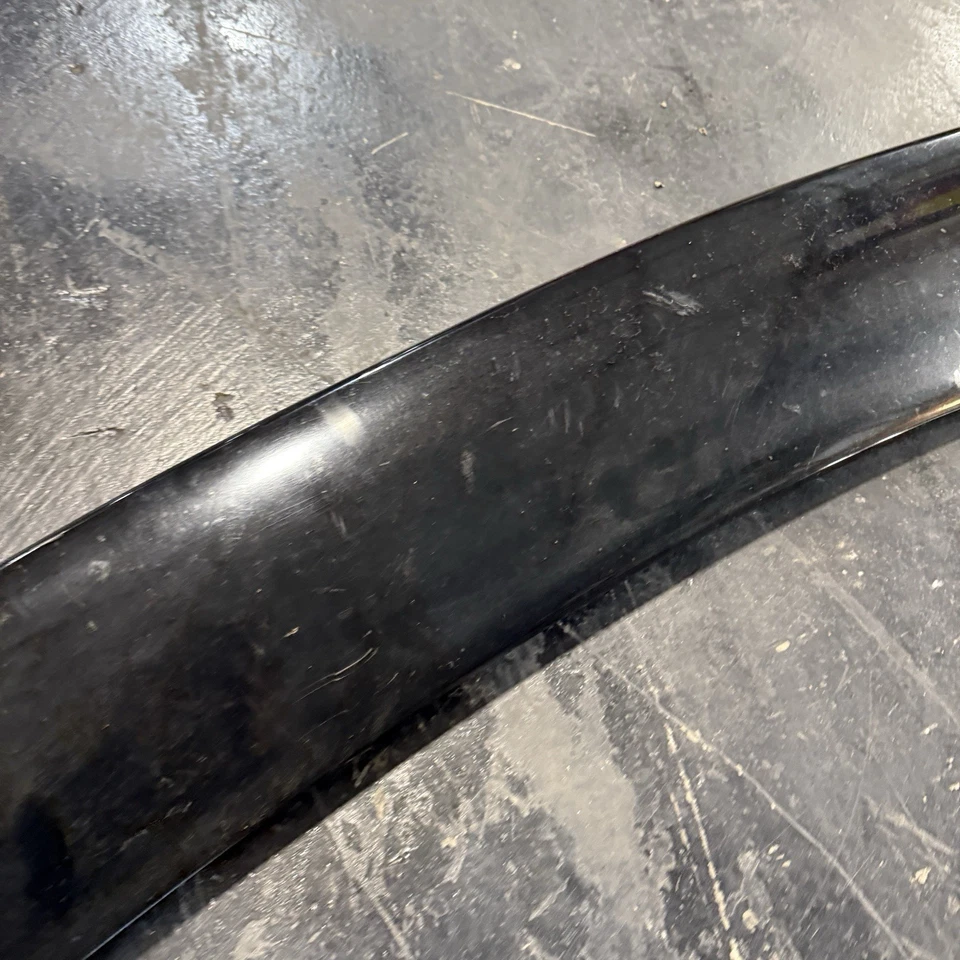 Оригинальный задний спойлер крыло багажника 03–05 Infiniti G35 Coupe - Изображение 2 из 4