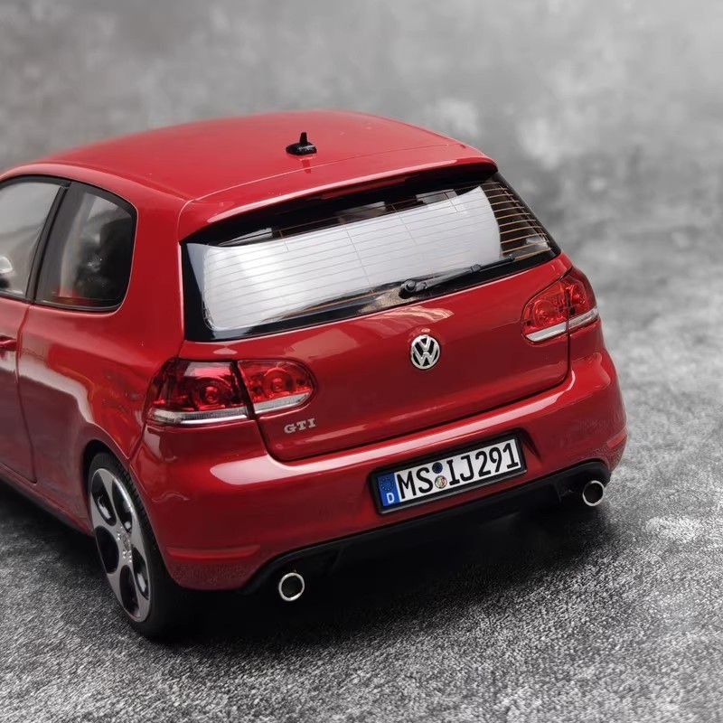 188504 NOREV 1/18 Volkswagen Golf GTI MK6 2009 Diecast Model Car