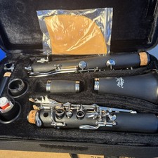 Jean Paul USA CL-300 Student Clarinet Kit Soft Case ABS Body Nickel Plated Keys
