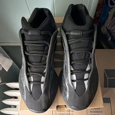 Adidas Yeezy Boost V3 Dark Glow Size 10