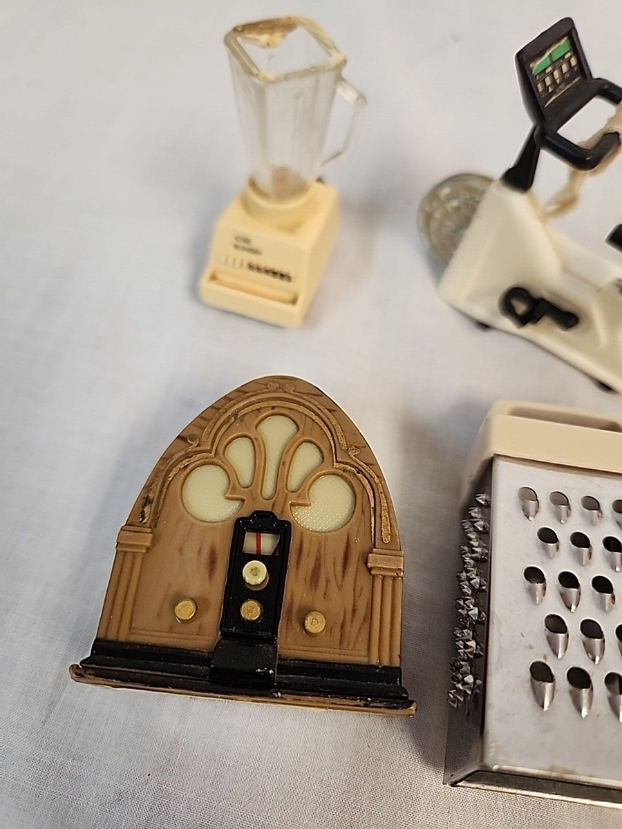 60s Vintage Carnation WireCrateワイヤークレート❺ VTG Acme Refrigerator Magnets Wringer Washing Machine Radio Grater