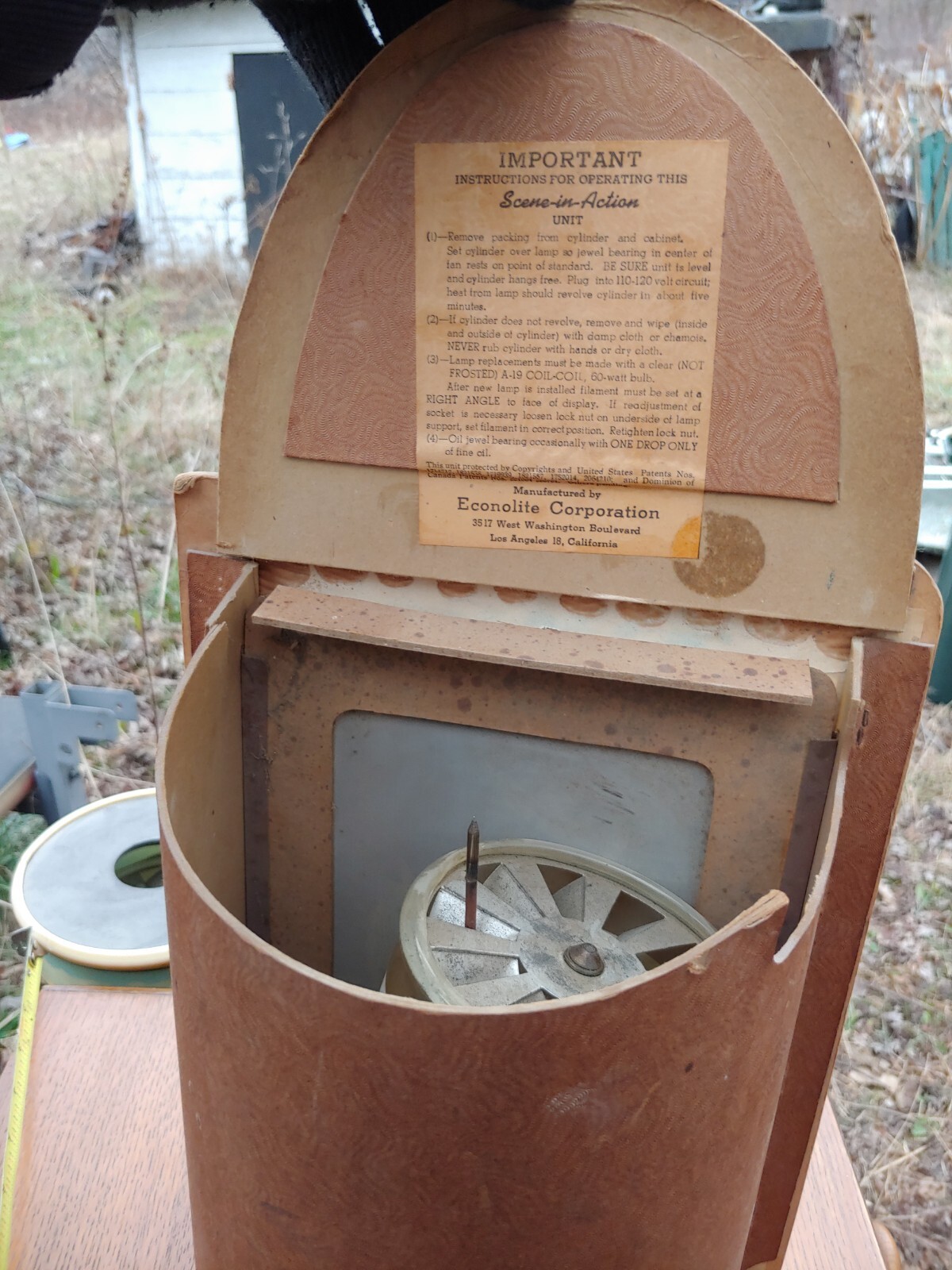 Econolite Fireplace Never Drink Water Country Boy Peeing Motion Lamp