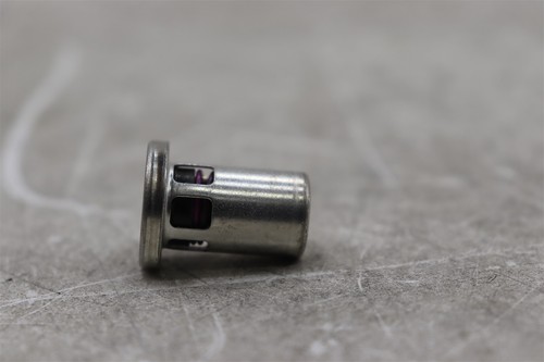 NEW OEM GM Engine Oil Cooler Bypass Valve 25161285 Chevy GMC C/K 6.5L 1996-2002 - Picture 6 of 6