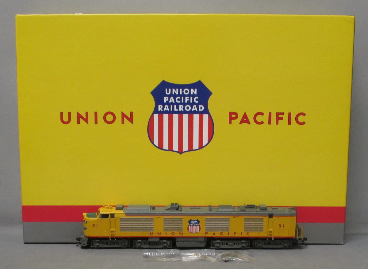 Athearn 88661 HO Scale Union Pacific Gas Turbine Diesel Locomotive