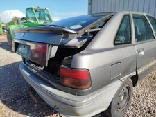 Verin de hayon / de capot Renault R21