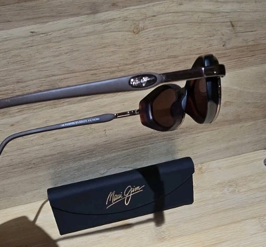 Maui Jim MJ 124 10 Tortoise Bronze Hana Small Oval Sunglasses Vintage Italy Maui Jim MJ 124 10 Tortoise Bronze Hana Oval Sunglasses With  main image 4