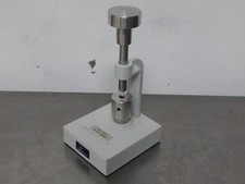 PERKIN ELMER LABORATORY MANUAL HAND PRESS M0718