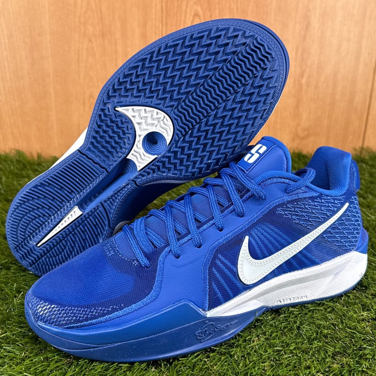 NIKE Sabrina 3 28cm バスケットシューズ 箱付き ブルー Nike Sabrina 2 TB Game Royal HF3234-400 Women's 8 / Men's 6.5 NWOB
