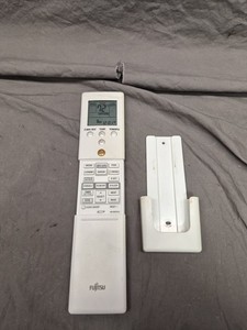 FUJITSU Mini Split With Wall Mount Bracket No Screws AR-RED1U