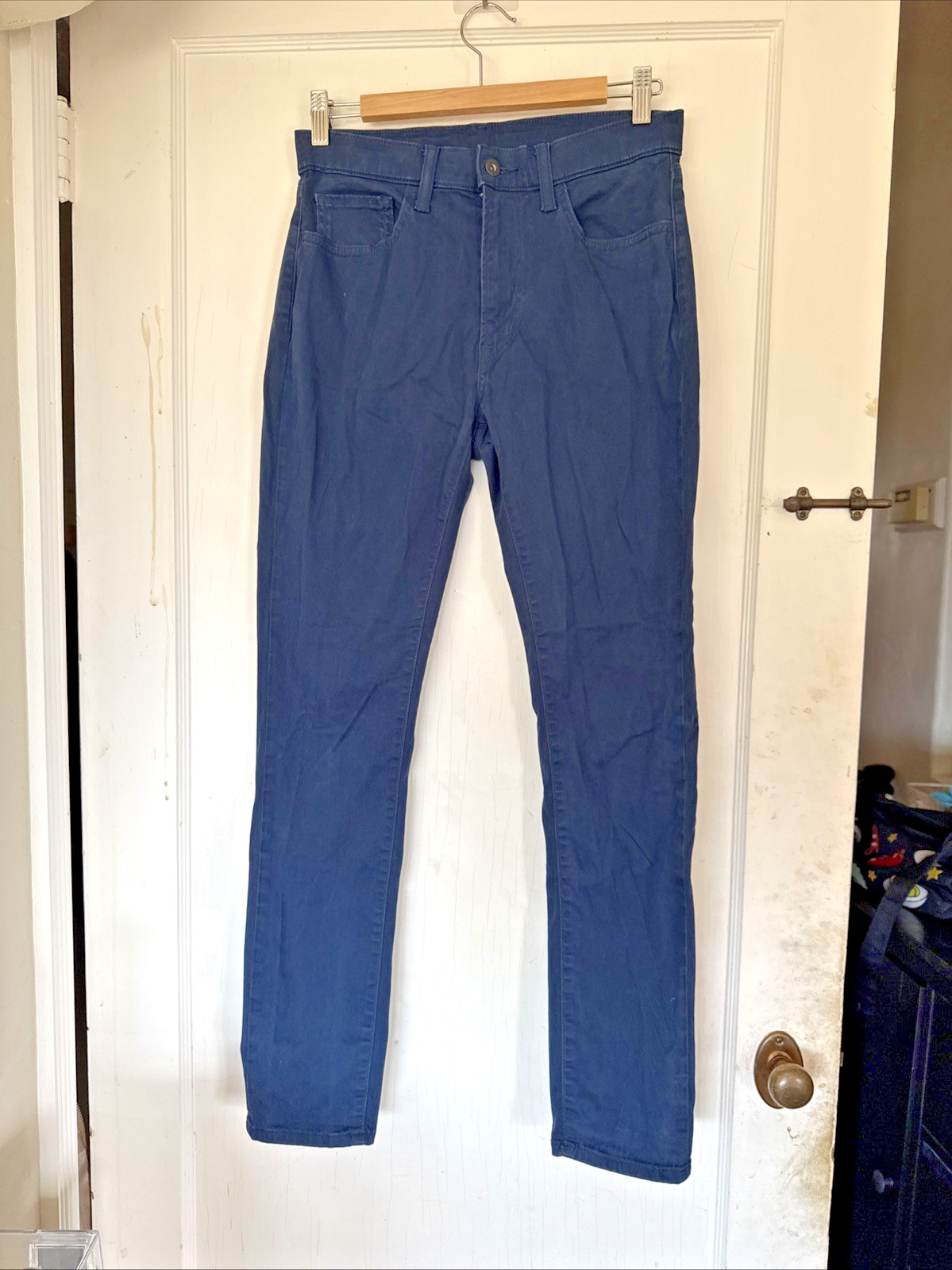 Uniqlo Men’s Ultra Stretch Color Jeans Skinny Tapered Mid-Rise Blue Small- 27-30