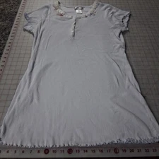 Earth Angels Women's Nightgown Embroidered Floral Details Sleepwear Size Lg