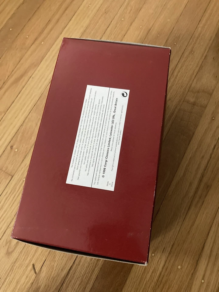 1:50 Scale Corgi Die-Cast 55606 Public Service NJ Diamond T980 Wrecker - Image 3 of 4