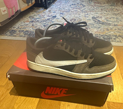 Travis scott jordan 1 low