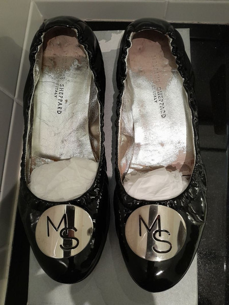 MELANIE SHEPPARD elasticised ballet flats, navy patent, silvertone buckle 39 EUC