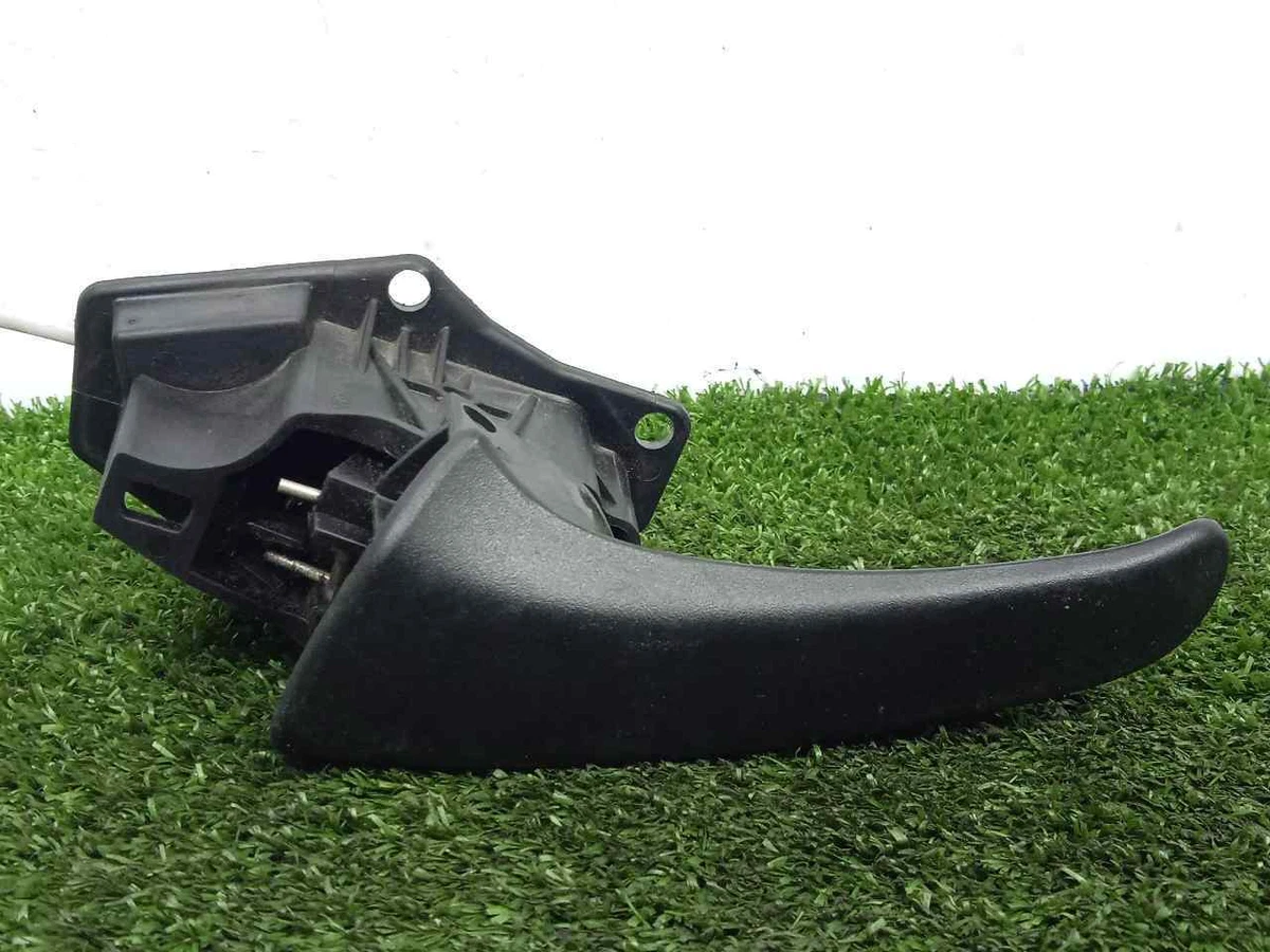 A0007250007 - 52092A1 - 18110598 INTERIOR LEFT FRONT HANDLE 