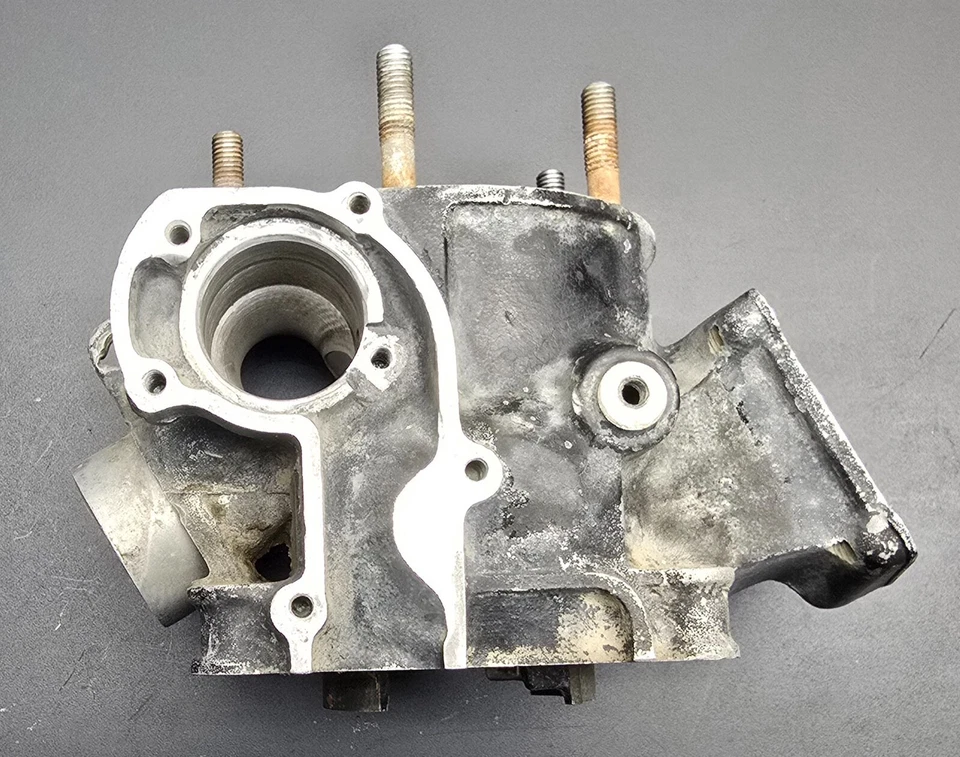 YAMAHA YZ 125 1983-1984 JARRA CILINDRO MOTOR 39W-11311-00-00 YZ125 BARRIL 84 Foto 2 de 4