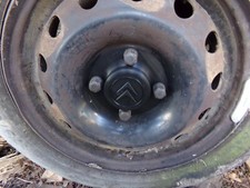 4 ENJOLIVEURS DE ROUES CITROEN