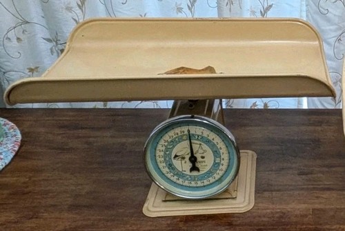 VTG 1950s Hanson Nursery Tabletop "Stork" Baby Scale Cream Works! Mid Century
