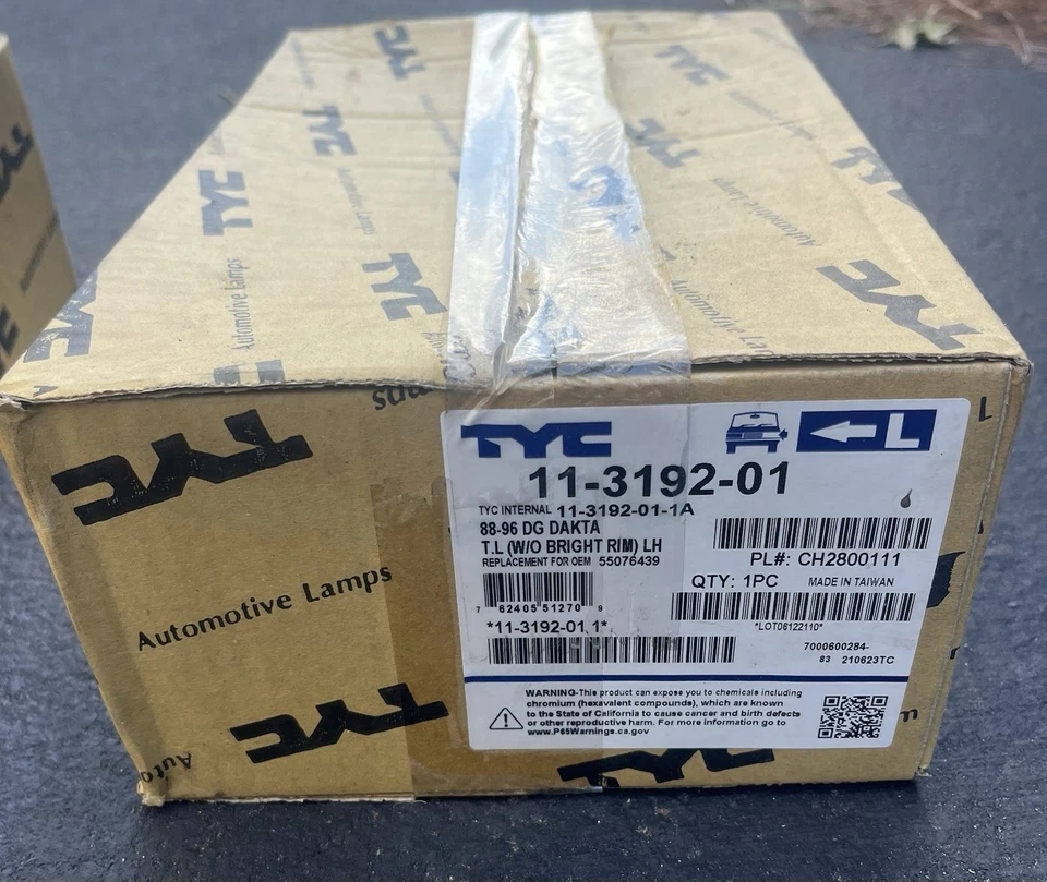 Conjunto de luz trasera - regular TYC 11-3192-01 para Dodge Dakota 88-96 Foto 2 de 2